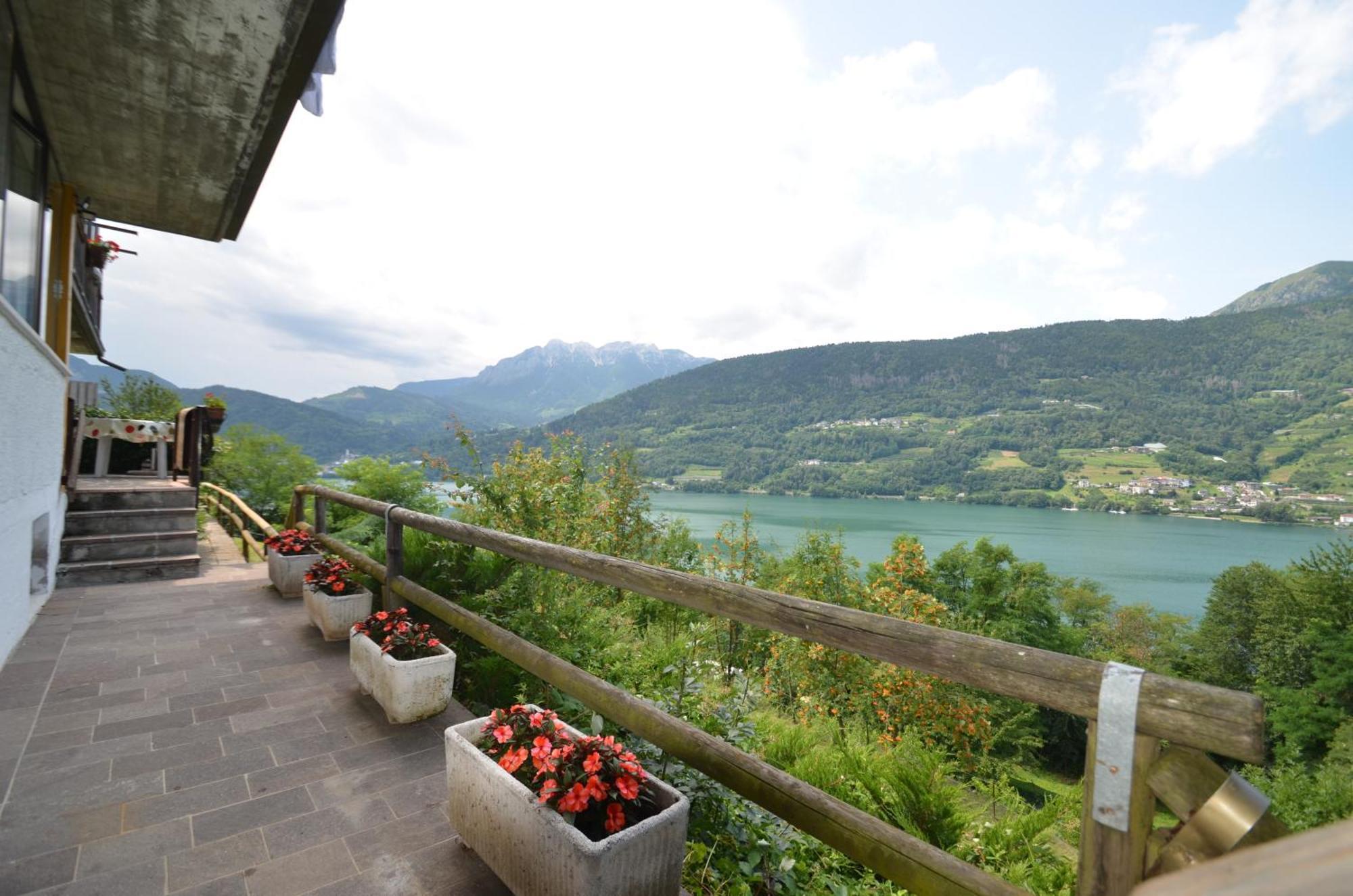 Trentino Appartamenti Oss Tenna Exterior photo